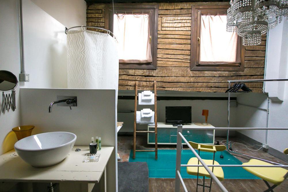 19 Borgo Cavour Bed & Breakfast Treviso Bagian luar foto